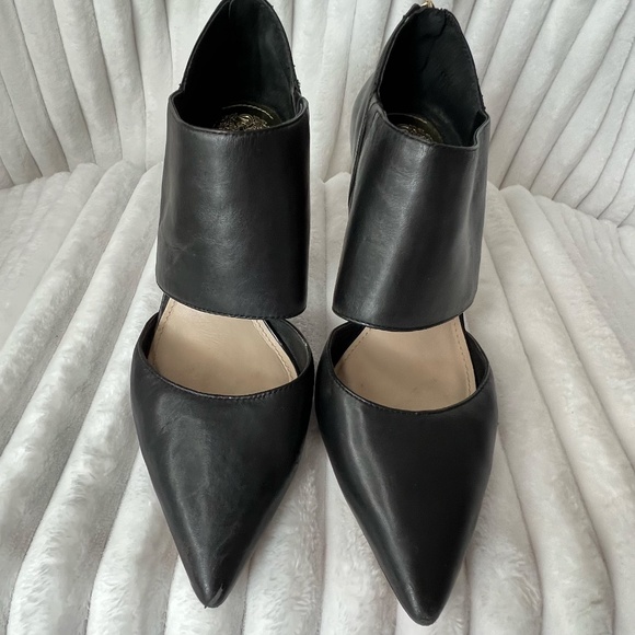 Vince Camuto Zip 3 1/2 " Heels with Penny Heel Black Size 8.5 - Picture 4 of 16